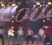BTS 과거 공연 '방방콘 21'..동시 접속자 270만 명
