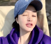 김혜수, 백옥 피부+윙크..나이 가늠 어려운 방부제 미모 [스타IN★]