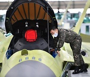 한국형 전투기가 세상에 나오기까지..한눈에 보는 연대기 [신보현의 한국형 전투기 이야기③]