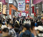 '의료비상사태 선언' 오사카도 긴급사태 요청 방침