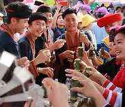 [AsiaNet] 하이난, 중국 전통 '삼월삼' 축제 맞아 창장에서 대규모 기념행사 개최