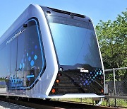 Hyundai Rotem unveils S. Korea's first hydrogen tram