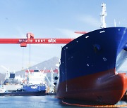 [특징주] STX엔진, 해운업 강세에 52주 신고가 경신
