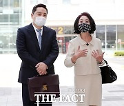 김부선 "이재명, 돈으로라도 보상해야"..3억 소송 첫 재판