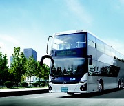 현대차의 '국내 최초 이층 전기버스', 인천 송도에서 삼성역까지 누빈다