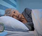 Dementia risk increases with less sleep after age 50