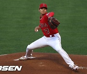 '오타니 4이닝 무실점+푸홀스 홈런' LAA, TEX 6-2 제압 [LAA 리뷰]