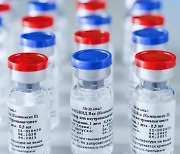 문 언급 러 스푸트니크V 백신 도입 가능성은.."유럽 허가 여부부터 봐야"