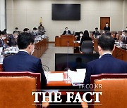국회 정무위, '이해충돌방지법' 제정 의결