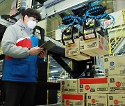 CJ Logistics puts Depalletizer robots to work at its warehouse