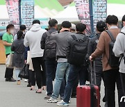 확진자 800명 육박