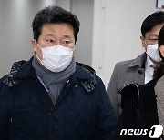 故 김광석 부인, 이상호 항소심 증인 불출석..폐문부재로 소환장 전달못해