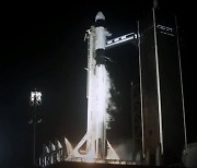 '재사용' 로켓·우주선으로 첫 우주비행