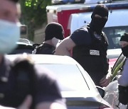 프랑스 경찰서에서 흉기 테러에 직원 1명 사망..용의자도 사망