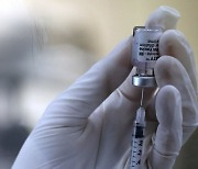 화이자 백신 맞은 70대 男 이틀만에 사망..당국 "연관성 조사 중"