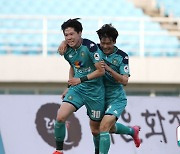 [K리그2 8R] '아스나위 첫 도움' 안산, 680일 만에 대전 잡았다.. 1-0 승리로 '2위 도약'