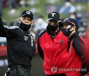 '불펜 코치에게 경고했습니다'