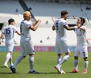 [K리그2 현장리뷰] '심동운 18초 골' 안양, 서울E에 2-1 승..3연승+3위 도약