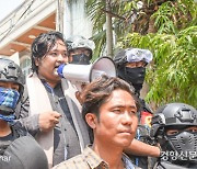 미얀마 쿠데타 저항운동 청년 지도자 '판다' 징역 28년형 위기