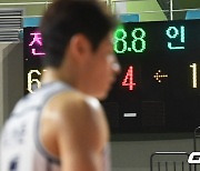 KCC, 112-67 대패 [사진]