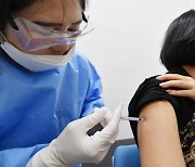 [속보] 광주서 한달전 아스트라제네카 백신 맞은 의료진 확진판정