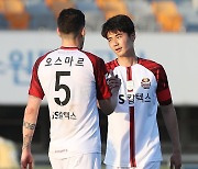 무승부로 경기 마친 FC서울 기성용