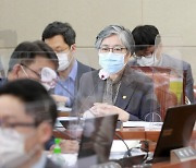 "6월 해변에서 마스크 벗을 수 있나"에 정은경 청장 답변은?