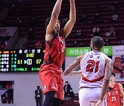 [MD포토] 설린저 '멋진 페이더웨이 슛'