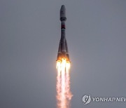 RUSSIA SPACE PROGRAMS ONEWEB LAUNCH