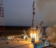 RUSSIA SPACE PROGRAMS ONEWEB LAUNCH