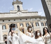 ITALY PROTEST PANDEMIC CORONAVIRUS COVID19