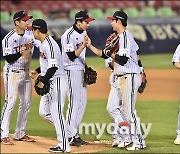 [MD포토] LG 트윈스, '4-0 가볍게 승리'