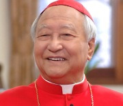 Cardinal Cheong Jin-suk's Last Words, "Thank You. Always Be Happy."