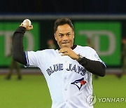 '명예의 전당' 오른 명품 2루수 알로마, 성 추문으로 MLB서 퇴출