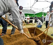 정진석 추기경 하관예절