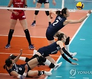 JAPAN CHINA VOLLEYBALL