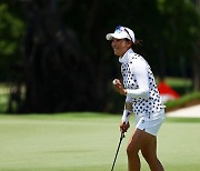 버디에 성공한 후 밝은 표정의 박희영 [LPGA HSBC 월드챔피언십]