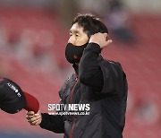 1-4에서 7-4 역전승, 류지현 감독 "열세에도 위축되지 않았다"