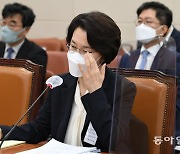 '野 데스노트 3인방' 어쩌나..靑 "순리대로 판단" 고심