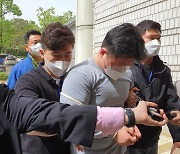'택시기사 폭행' 20대 남성 구속.."도망 염려"