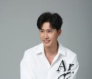 신성, 이벤트TV MC 확정..남승민과 케미 기대