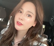 '안정환♥'이혜원, 벌써 큰애가 18살인 43살 애둘맘..딸도 감탄하는 미모