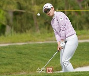 [포토]김지현 '절묘한 어프로치샷'