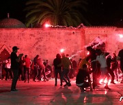 예루살렘서 이스라엘-팔레스타인 충돌..美·EU "긴장 완화" 촉구