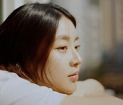 '출산 3주' 강소라, 청순미 가득한 근황 공개 [★SNS]