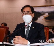 해수부 "박준영 장관 후보, 도자기 반입시 '외교행낭' 이용 안해"