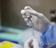 백신 접종 어제 3만8,982명 증가..누적 366만 2,587명