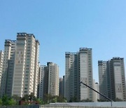 [단독] LH 임직원 48명, 공공임대 분양 전환으로 수억씩 시세 차익