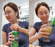김지혜, '♥박준형'+딸들은 어디로? 혼자 맥주 콸콸 따라 마시며 '행복한 워킹맘'