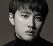 [N화보] 도경수, 한국 대표 배우 200인 선정..강렬 눈빛 흑백 화보